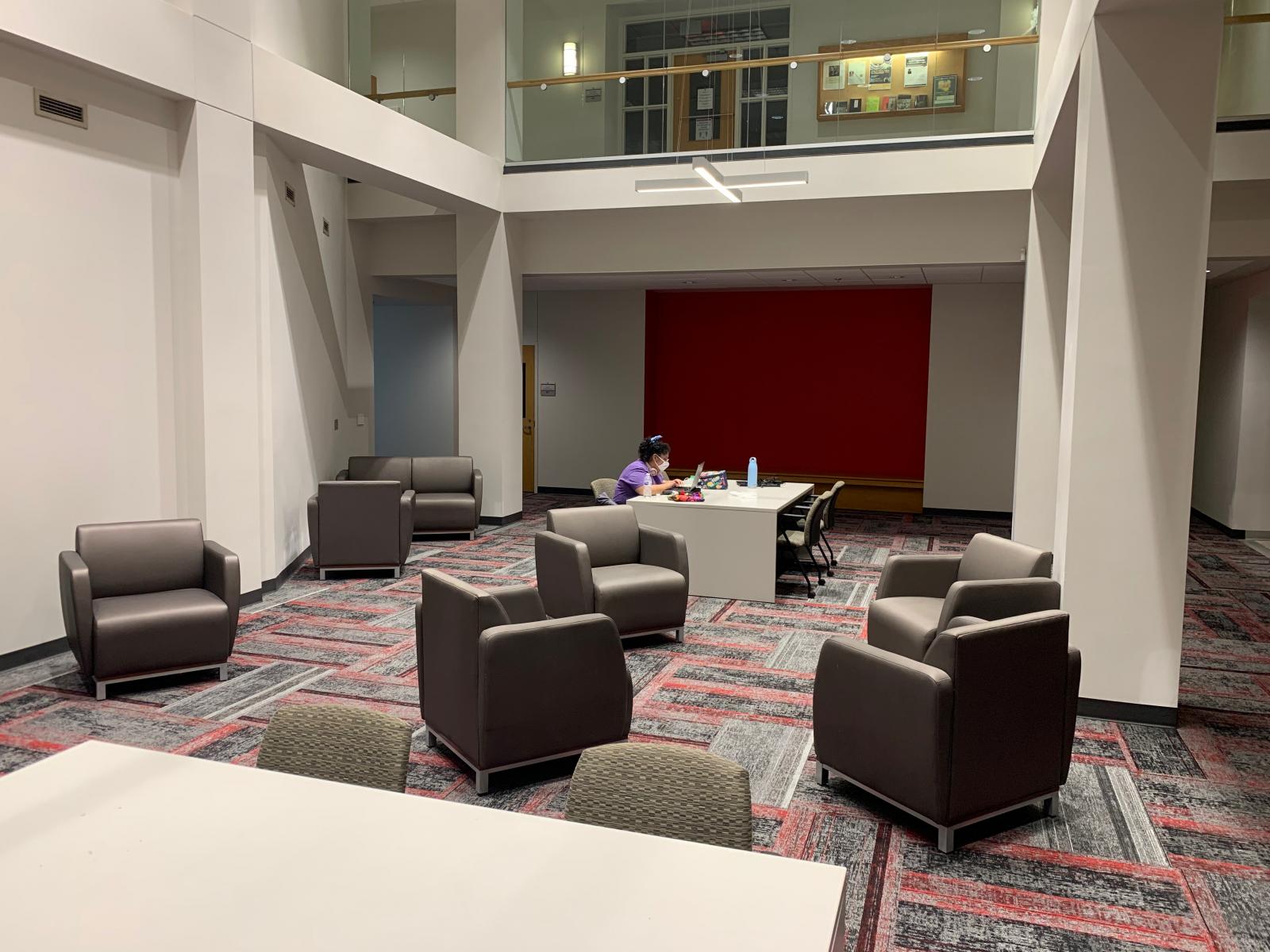 Louise Pound Hall, 2nd level study space and lounge.